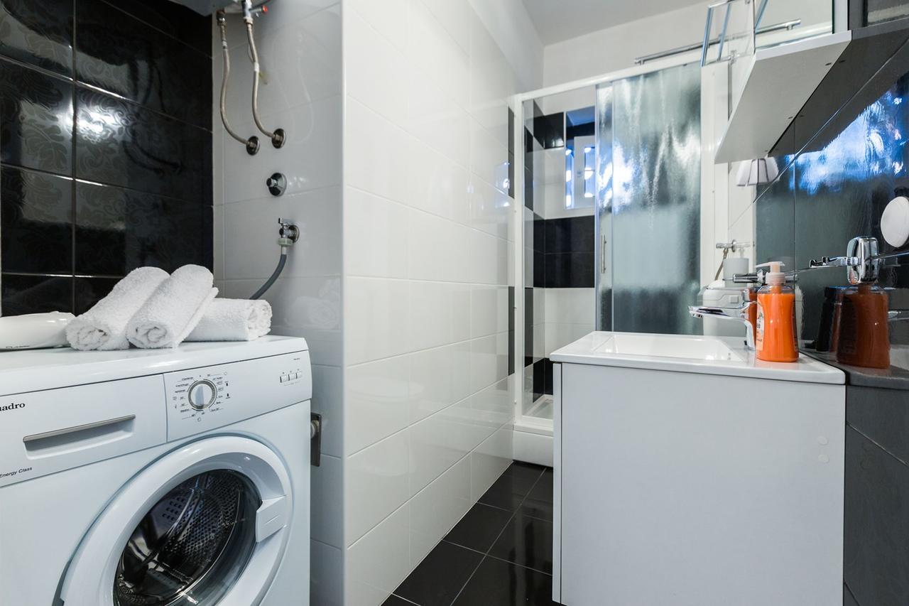 Fifi Apartment W. Parking In Old Town ザダル エクステリア 写真